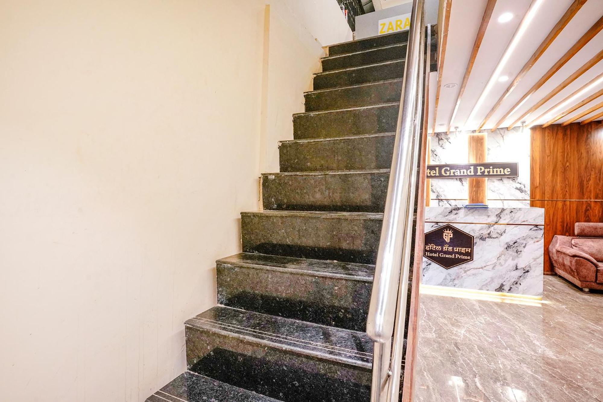 Fabhotel Grand Prime Nr Nesco Hotel Βομβάη Εξωτερικό φωτογραφία